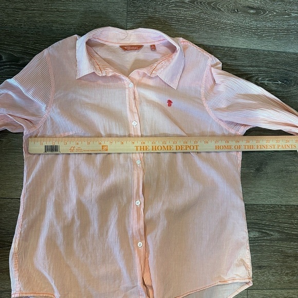 Tommy Bahama Relax Women Button Down Top - Picture 9 of 13
